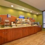 Holiday Inn express midtown bfast area