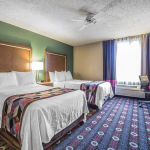 tbt_Comfort_Inn_room